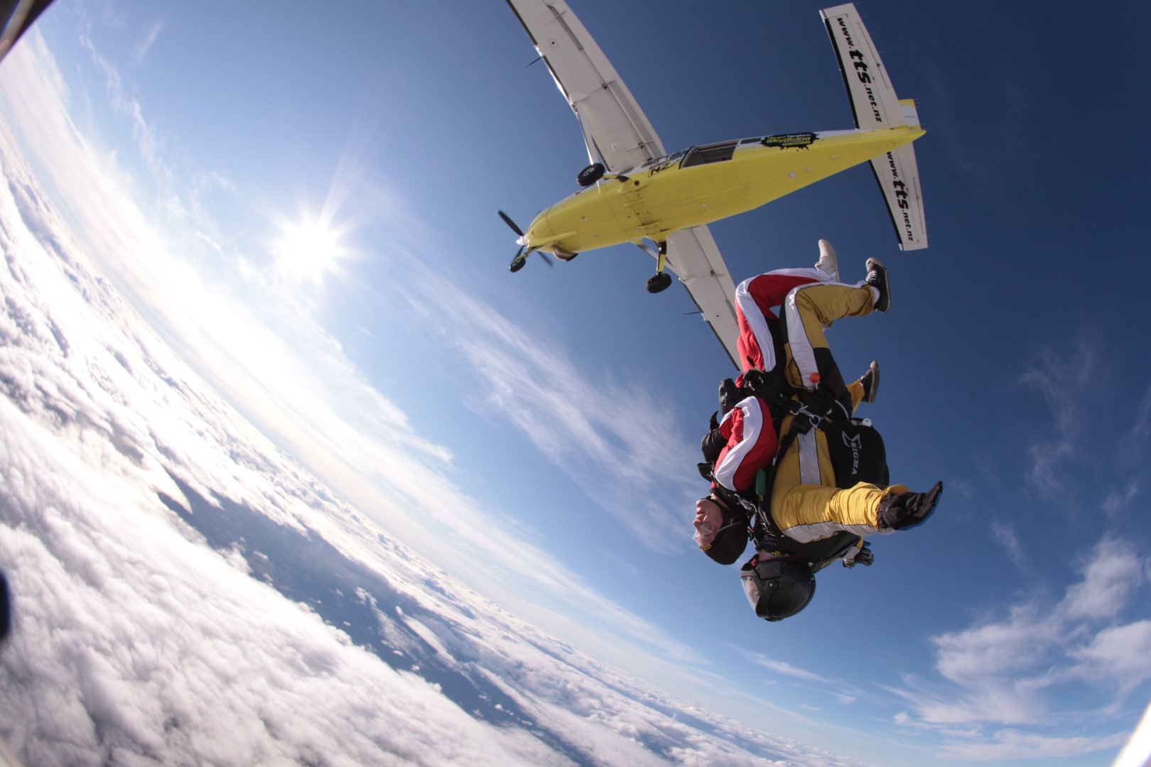 New Zealand’s Best Skydive Experience | Taupo Tandem Skydiving